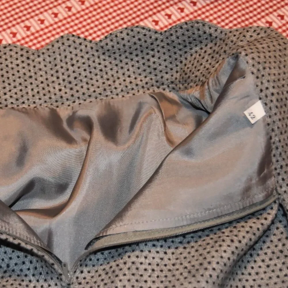 Vintage Mare Sport Wool Skirt Made in Italy Scalloped Waist, Lined Grey Size Sm